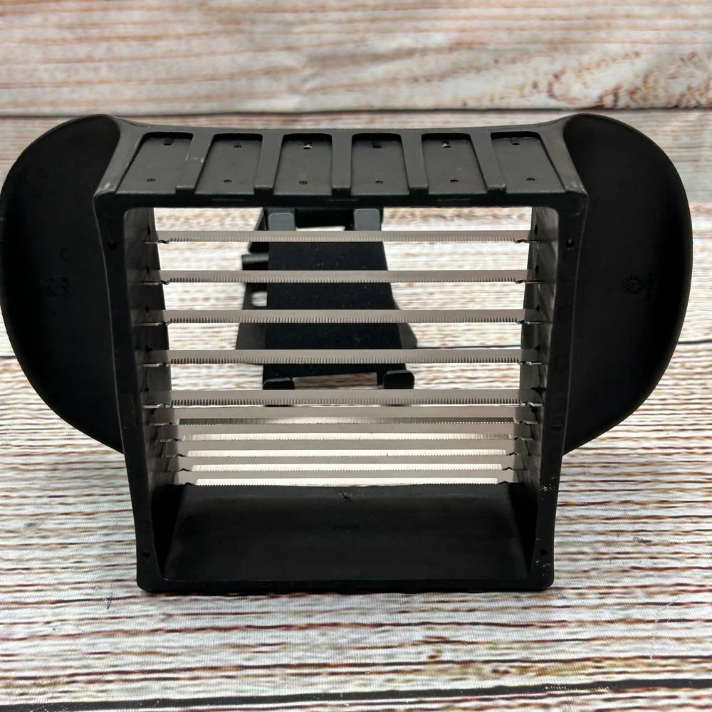 Pampered Chef Black Plastic Quick Vegetable Fruit & Cheese Slicer #1181‎